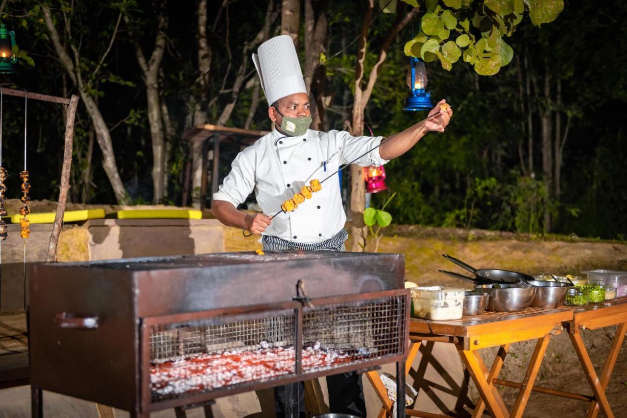 Kanha Jungle Camp Exteriér fotografie
